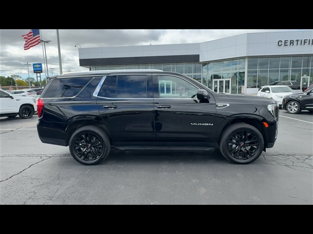 2023 GMC Yukon SLE