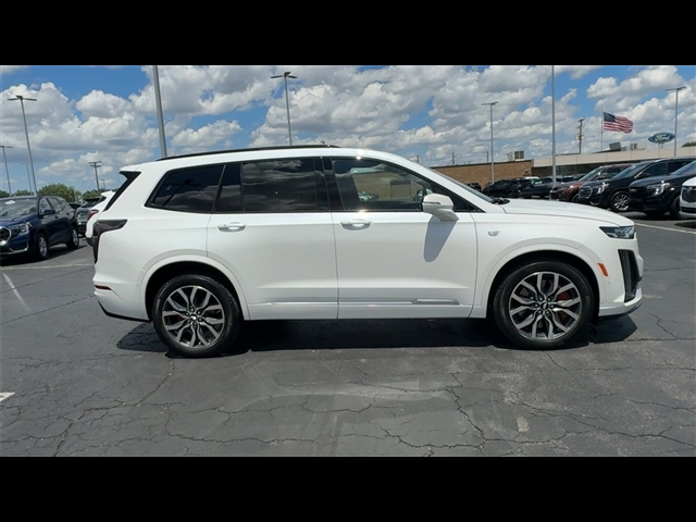 2022 Cadillac XT6 Sport
