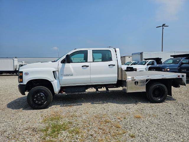 2024 Chevrolet Silverado 5500 HD Work Truck