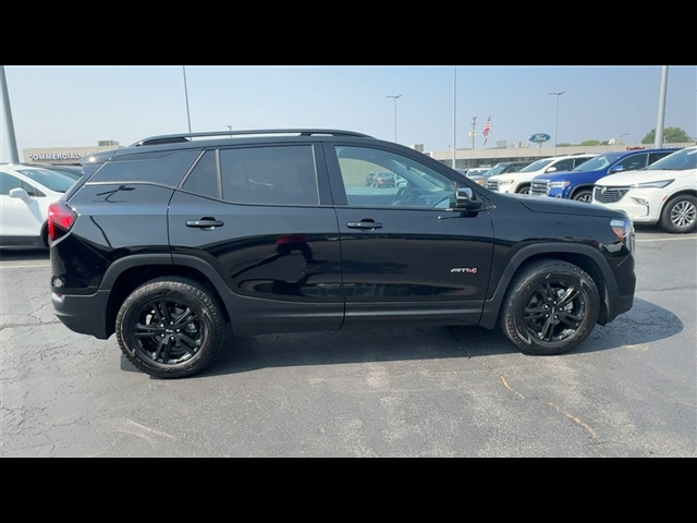 2023 GMC Terrain AT4
