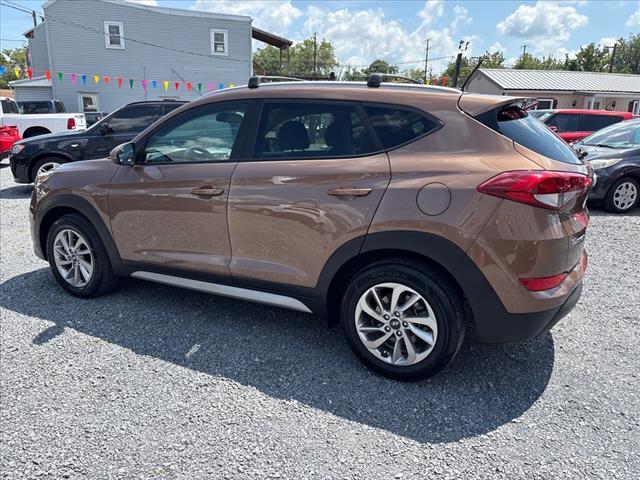 2017 Hyundai TUCSON SE