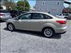 2015 Ford Focus SE - thumbnail 2