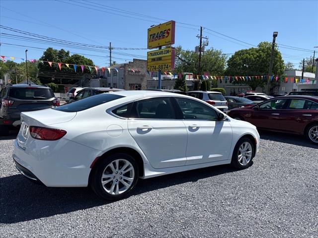 2015 Chrysler 200 Limited