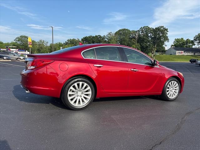 2012 Buick Regal Premium 1