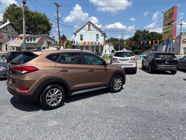 2017 Hyundai TUCSON SE