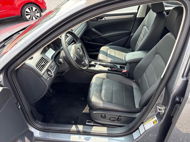 2015 Volkswagen Passat 1.8T SE