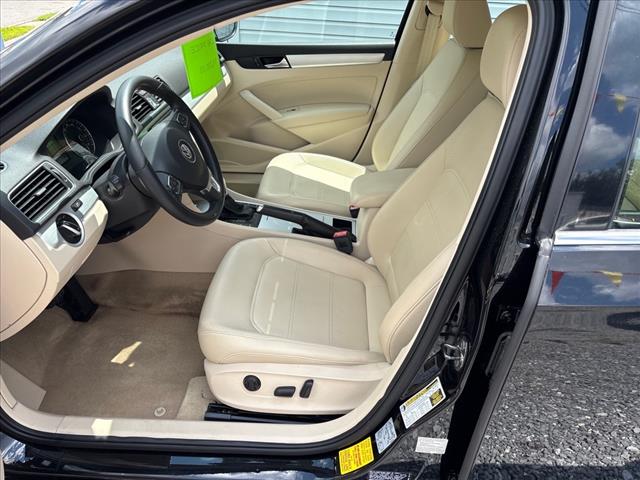 2012 Volkswagen Passat SE