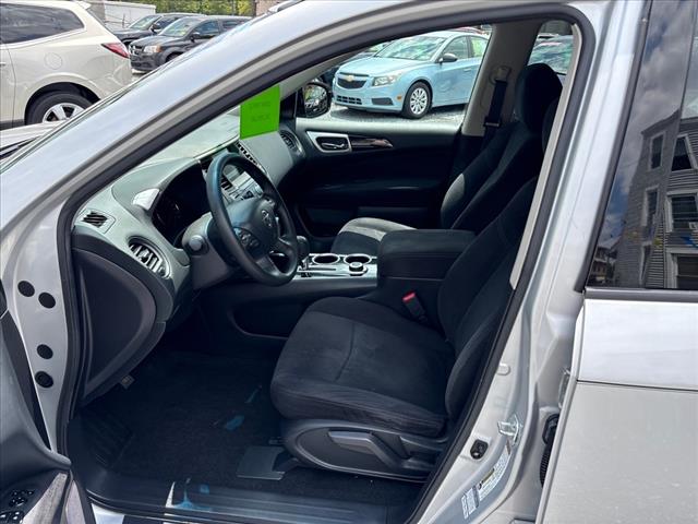 2014 Nissan Pathfinder S