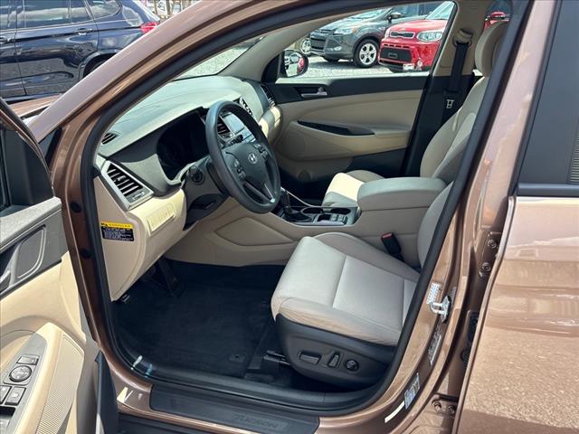 2017 Hyundai TUCSON SE
