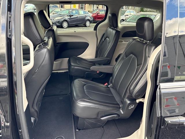 2020 Chrysler Voyager LXi