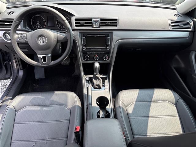 2015 Volkswagen Passat 1.8T SE