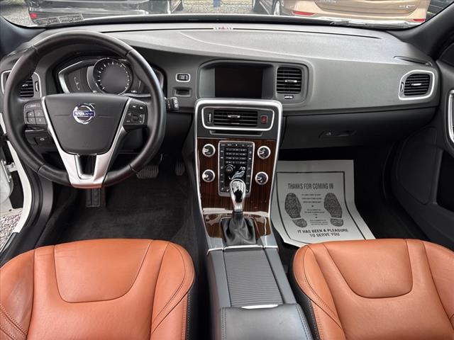 2017 Volvo V60 T5 Premier