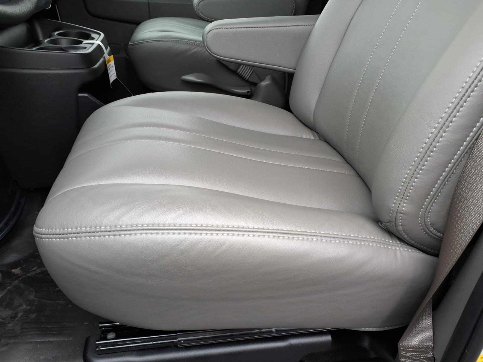 ChevroletExpress10