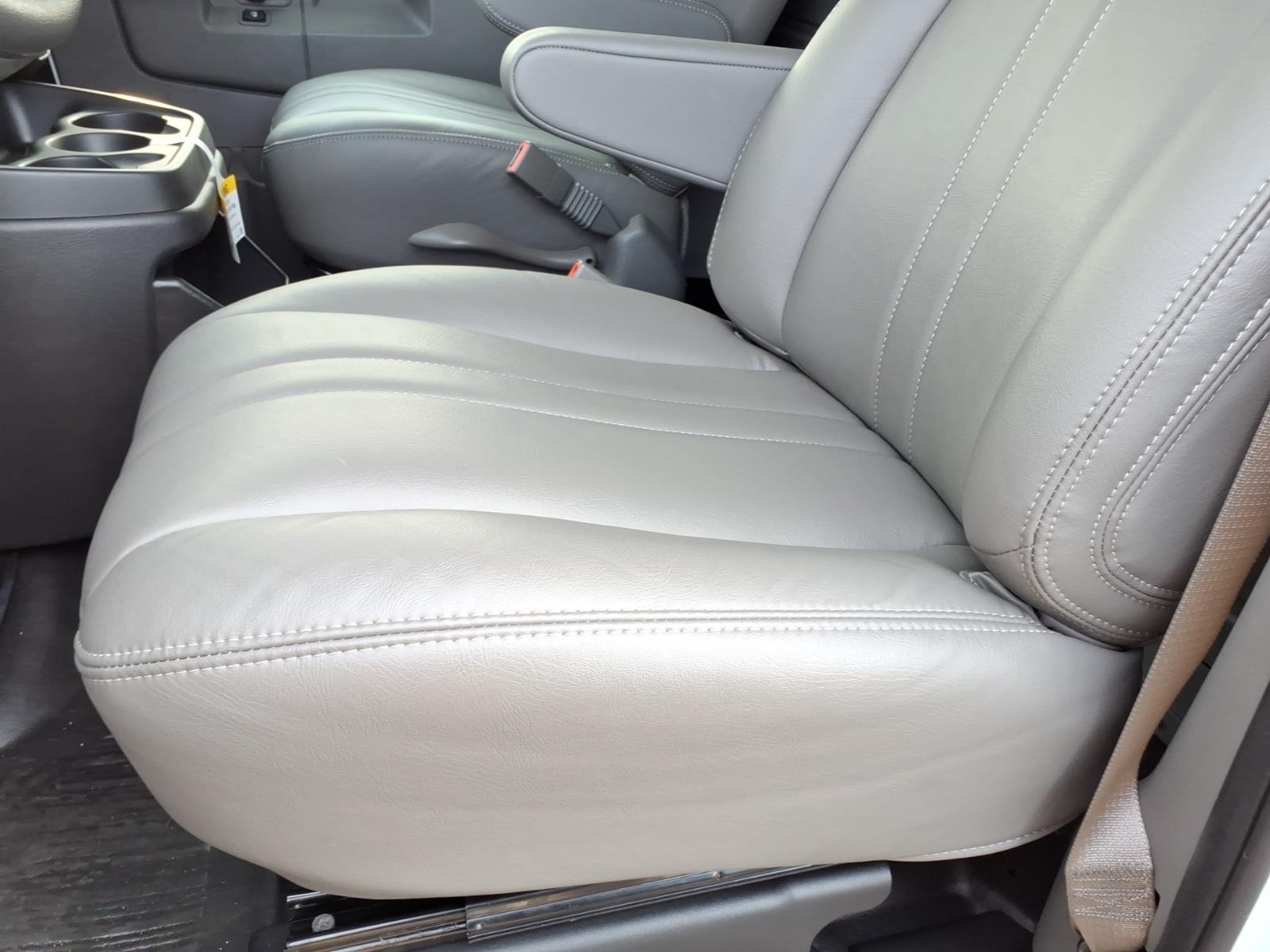 ChevroletExpress10