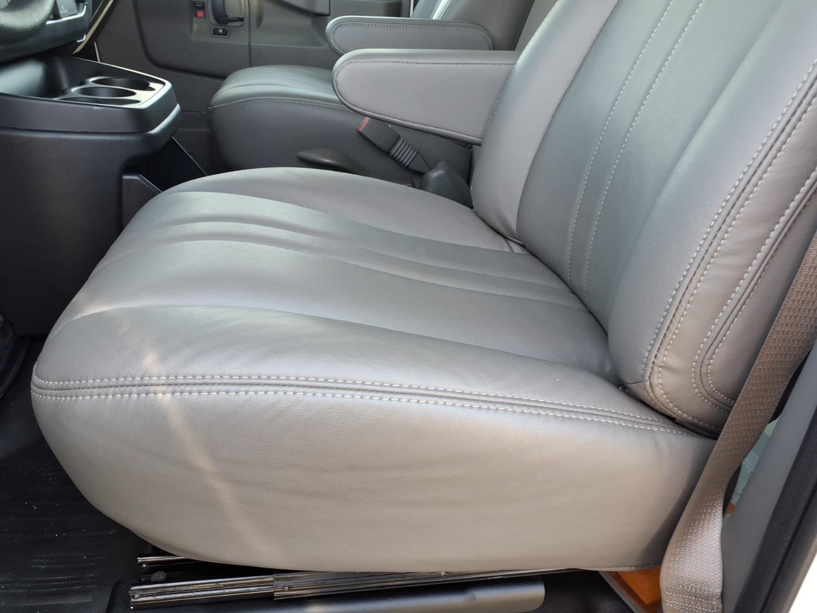 ChevroletExpress10