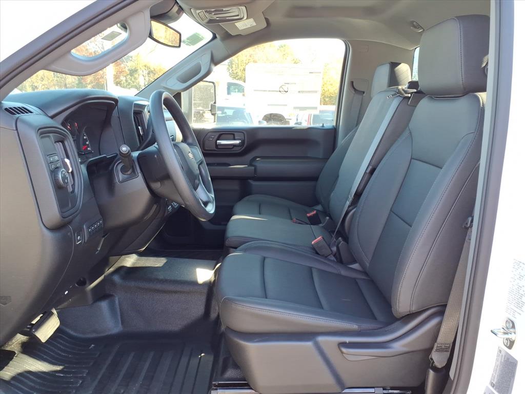 ChevroletSilverado 3500HD10