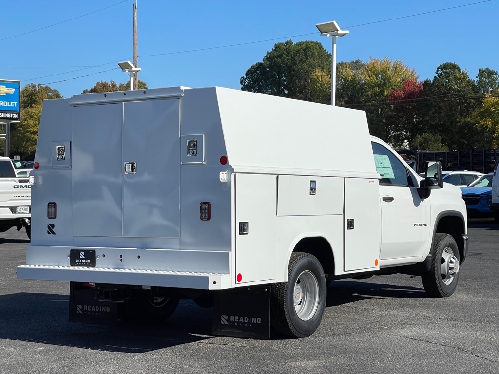 ChevroletSilverado 3500 HD CC10