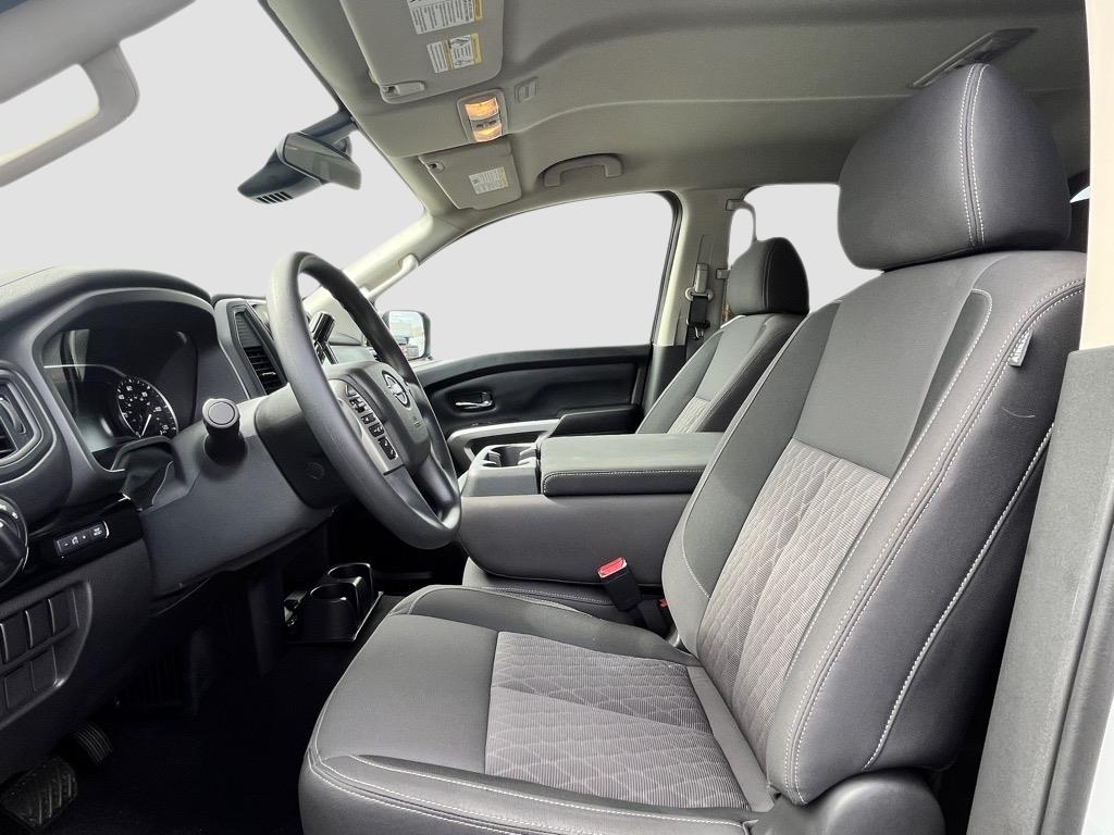 NissanTitan10
