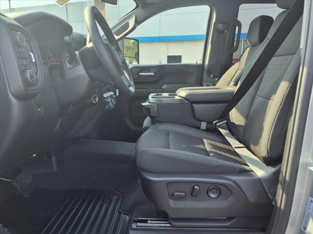 2025 Chevrolet Silverado 2500HD Custom