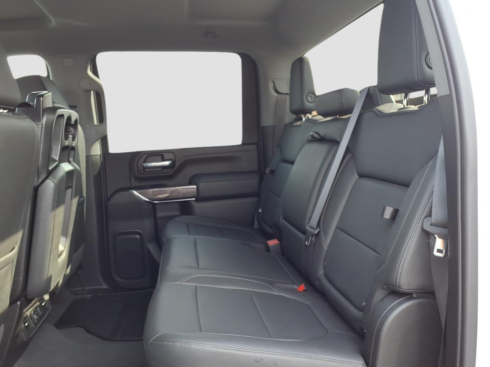 ChevroletSilverado 2500HD11