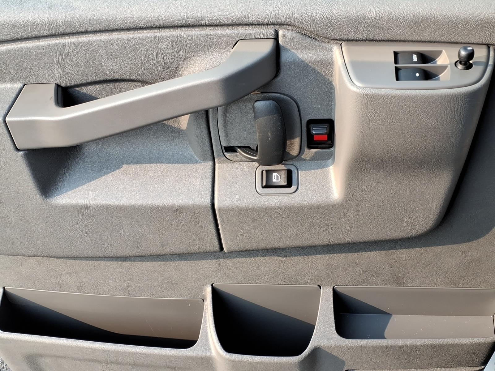ChevroletExpress11