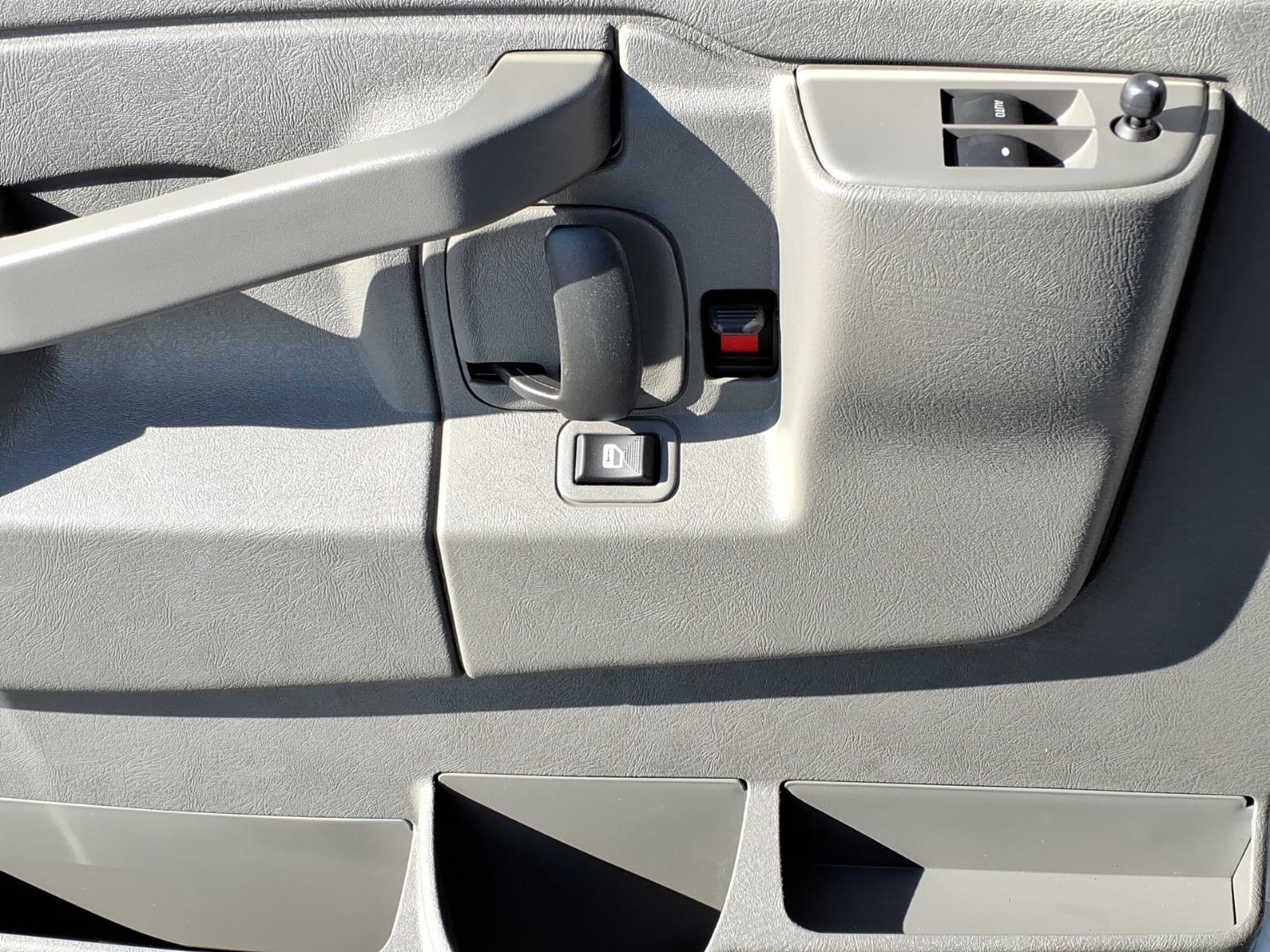 ChevroletExpress11