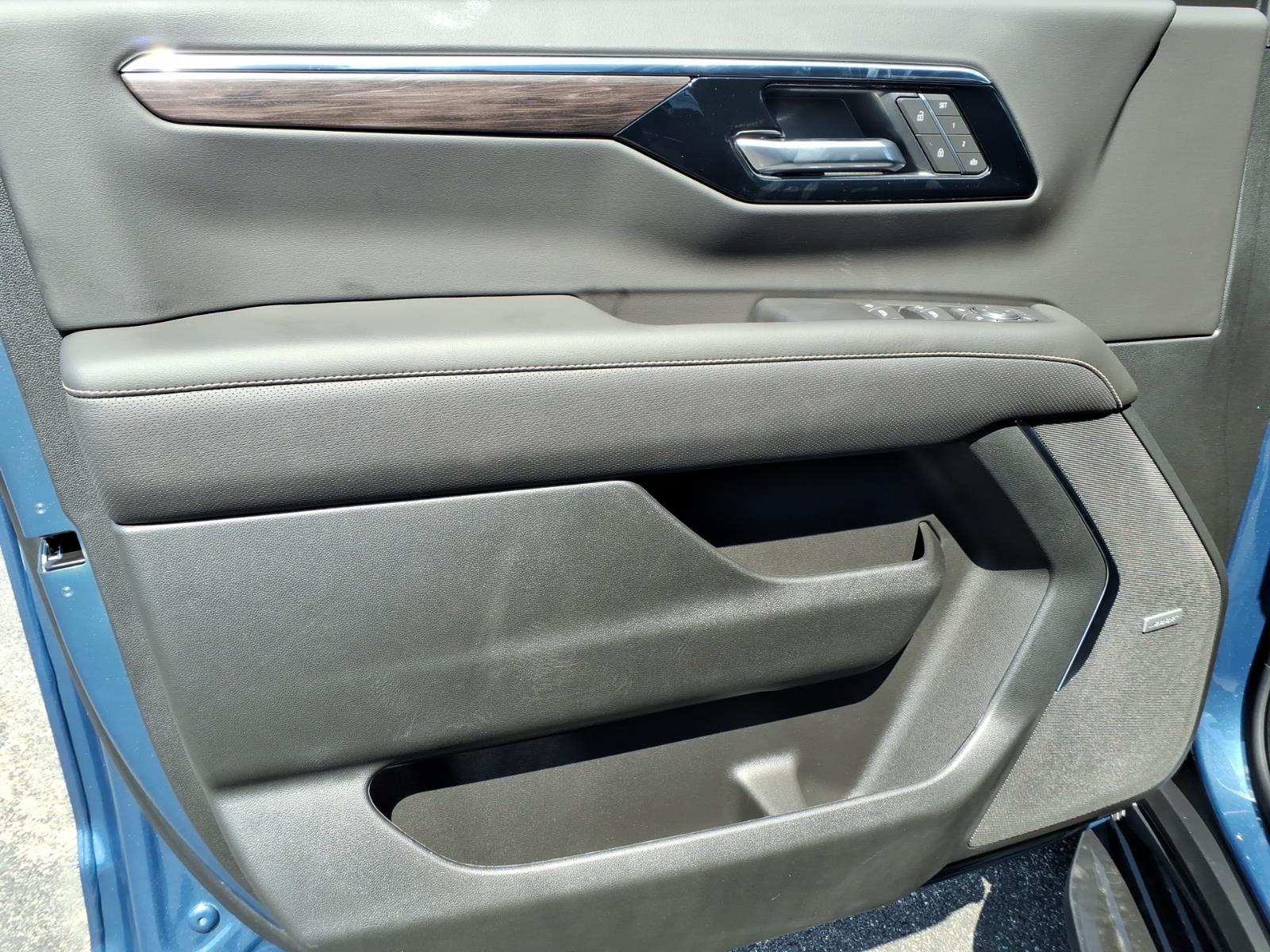 ChevroletSuburban11