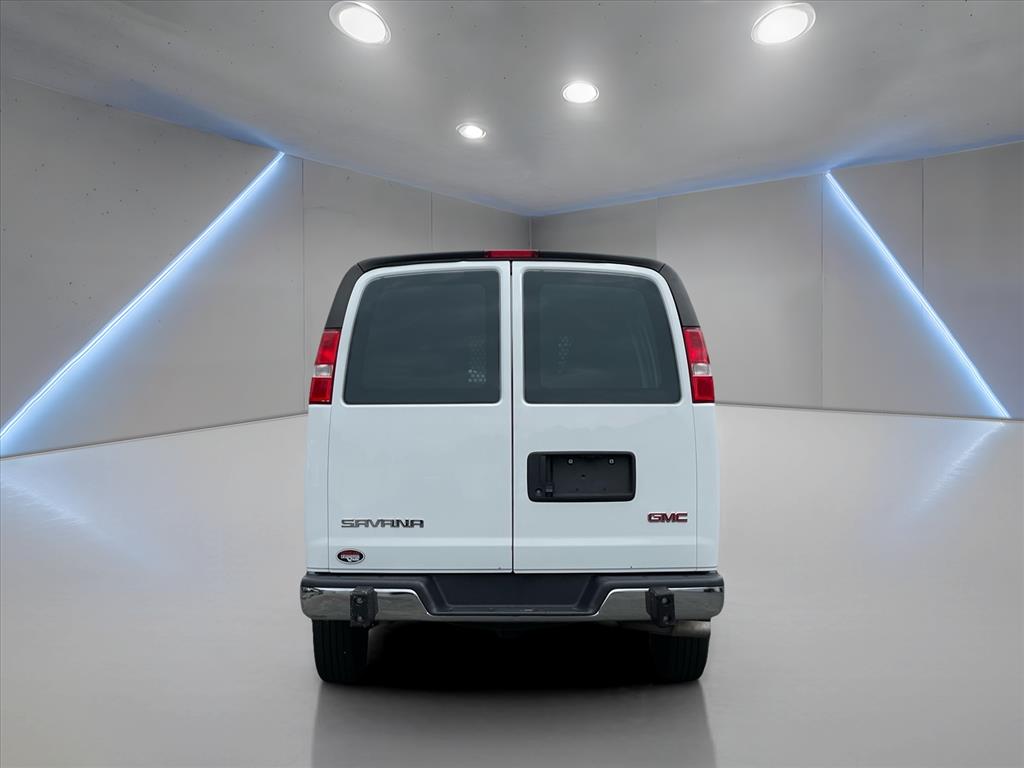 GMCSavana11