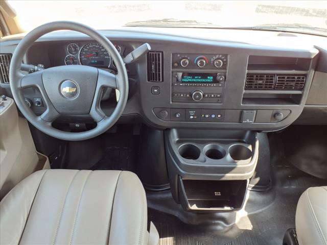2025 Chevrolet Express Work Van Cutaway