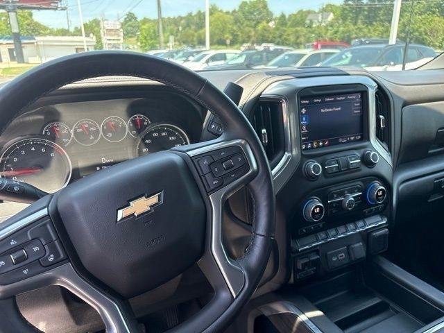 ChevroletSilverado 2500HD12