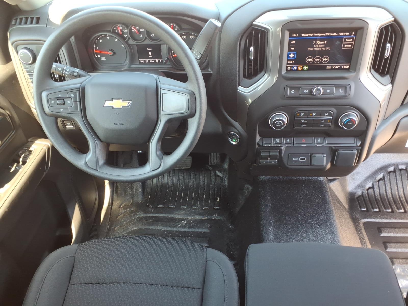 ChevroletSilverado 2500HD12