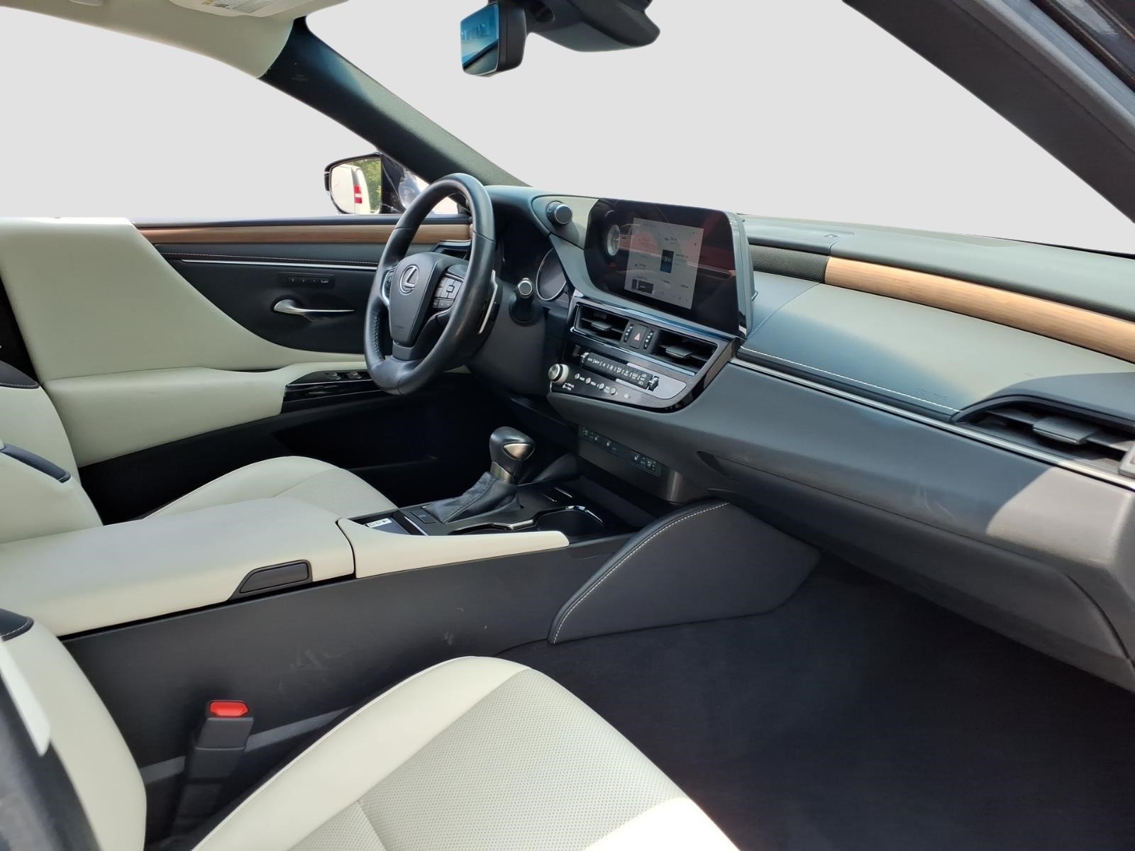 LexusES 35012