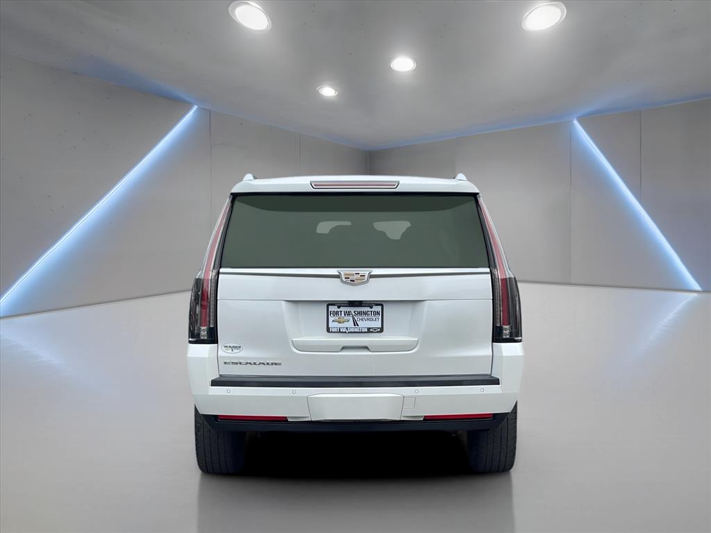 CadillacEscalade ESV12