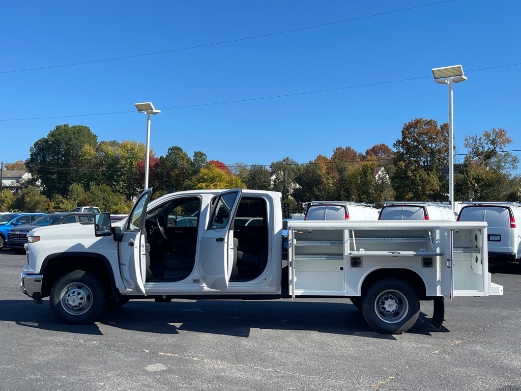 ChevroletSilverado 3500 HD Chassis14