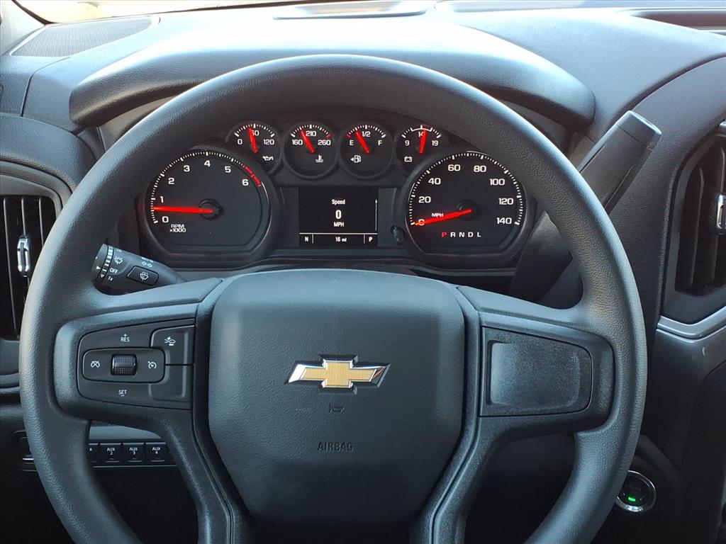 ChevroletSilverado 3500HD14