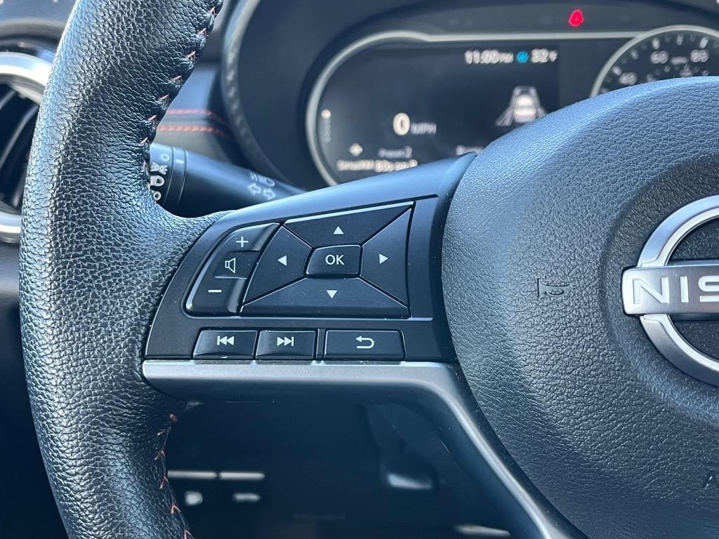 NissanVersa14