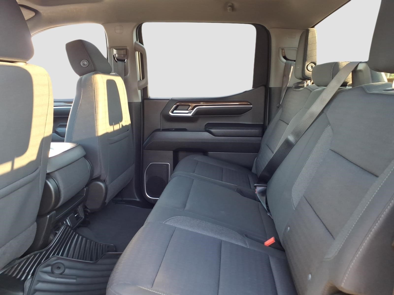 ChevroletSilverado 150015