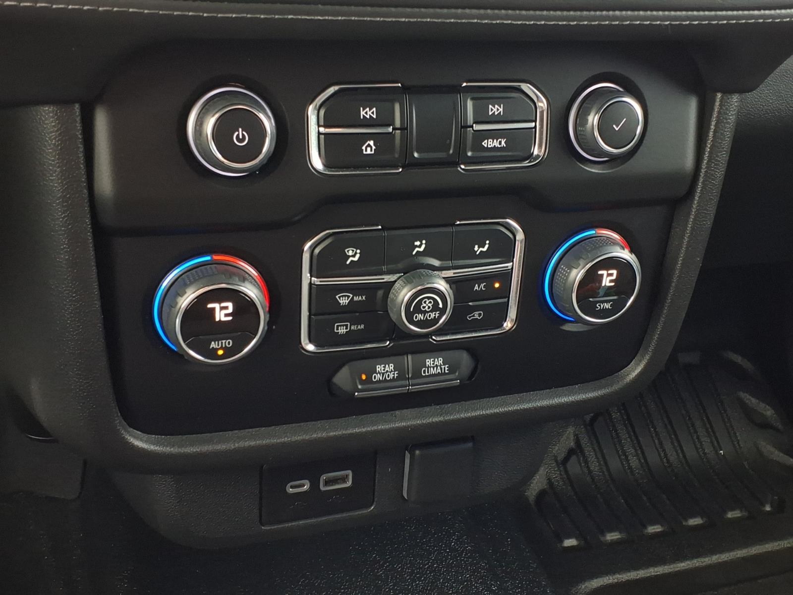 ChevroletSuburban15