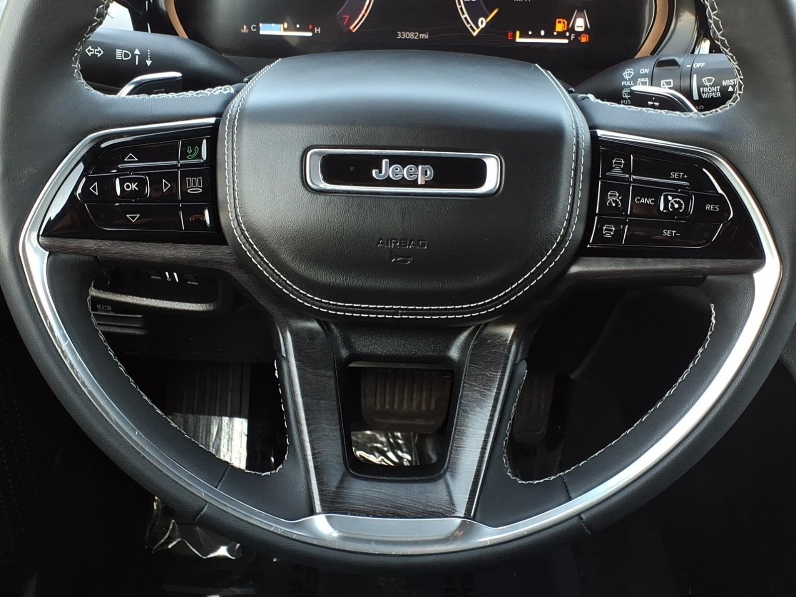 JeepGrand Cherokee16