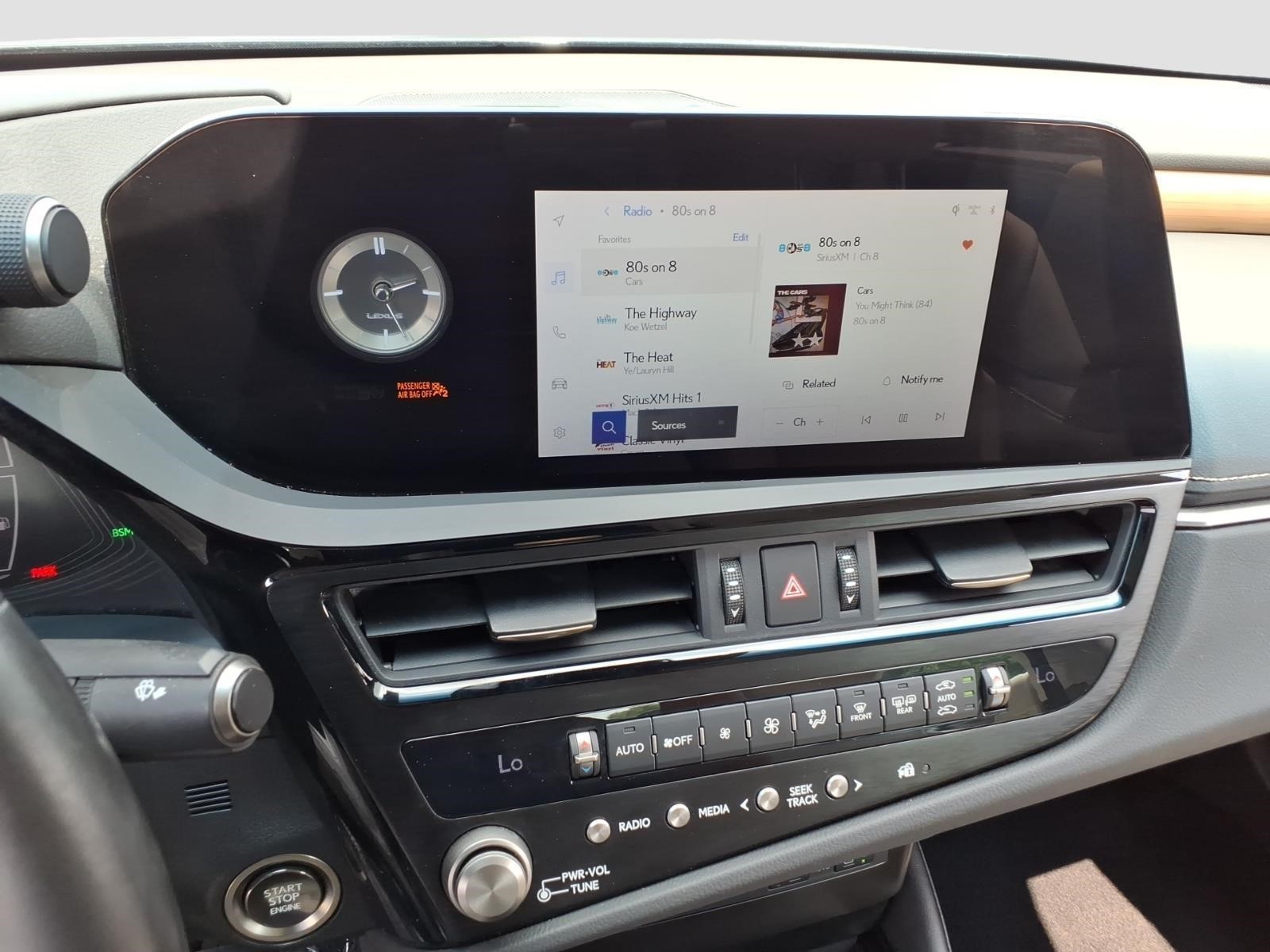 LexusES 35016
