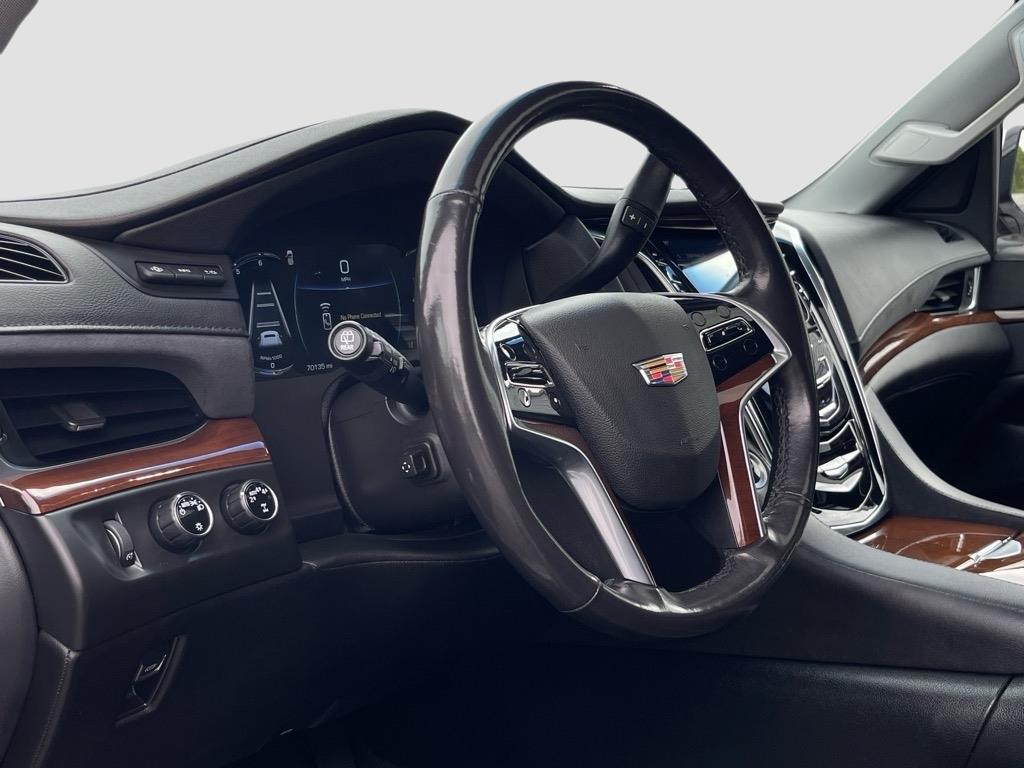 CadillacEscalade ESV16