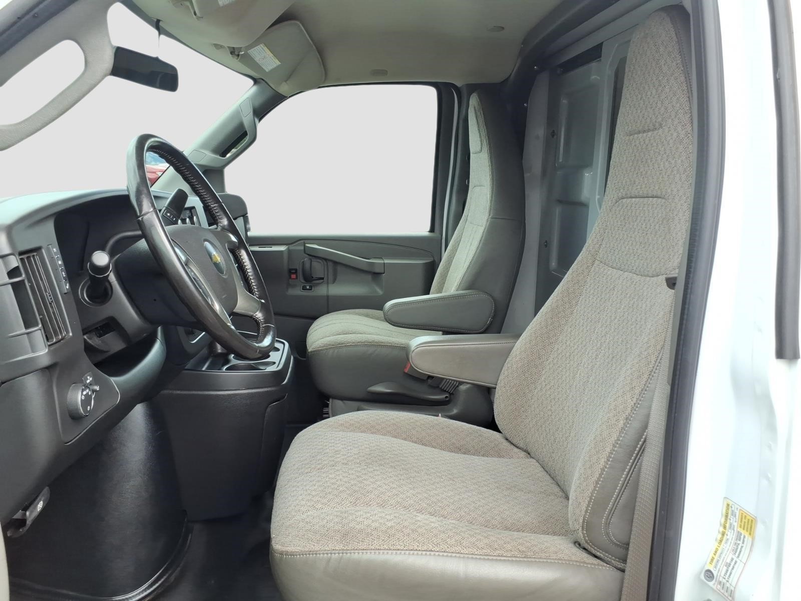 ChevroletExpress17