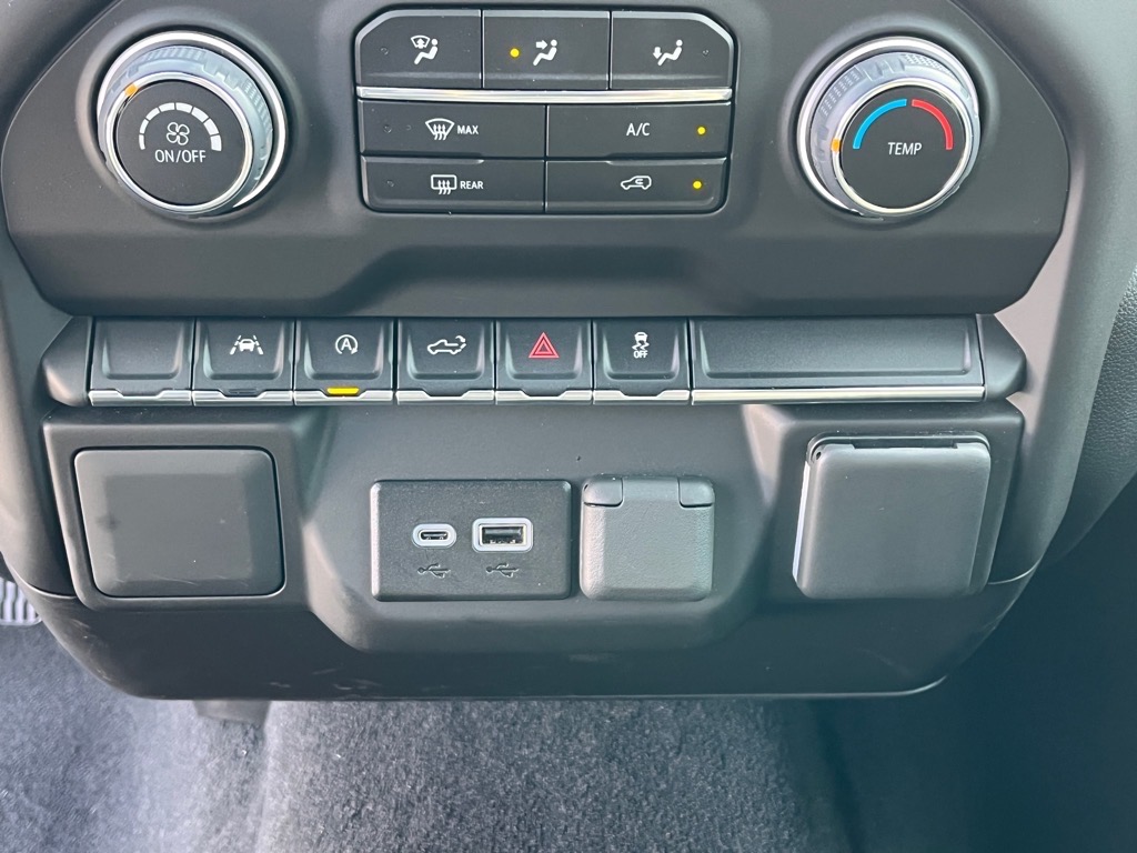 ChevroletSilverado 150017