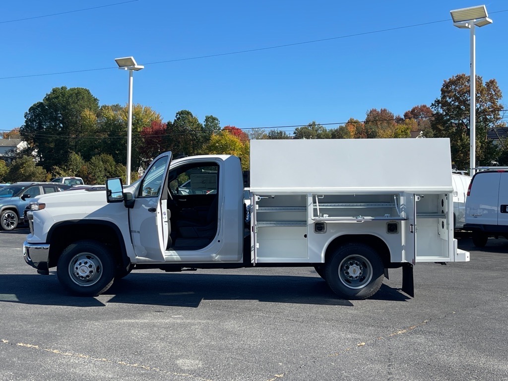 ChevroletSilverado 3500 HD CC18