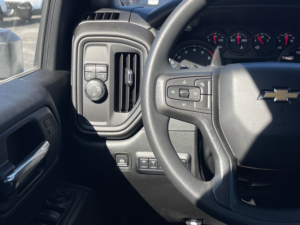 ChevroletSilverado 3500 HD Chassis18