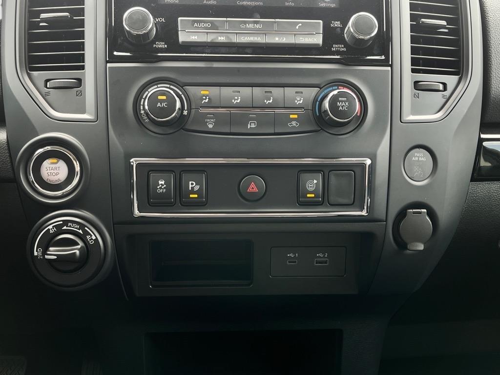 NissanTitan18