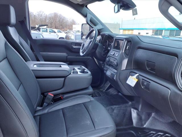 2024 Chevrolet Silverado 3500 HD CC Work Truck