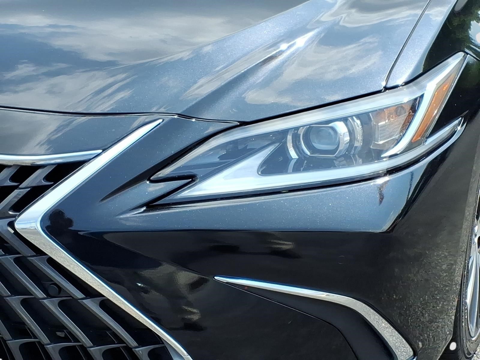 LexusES 35021