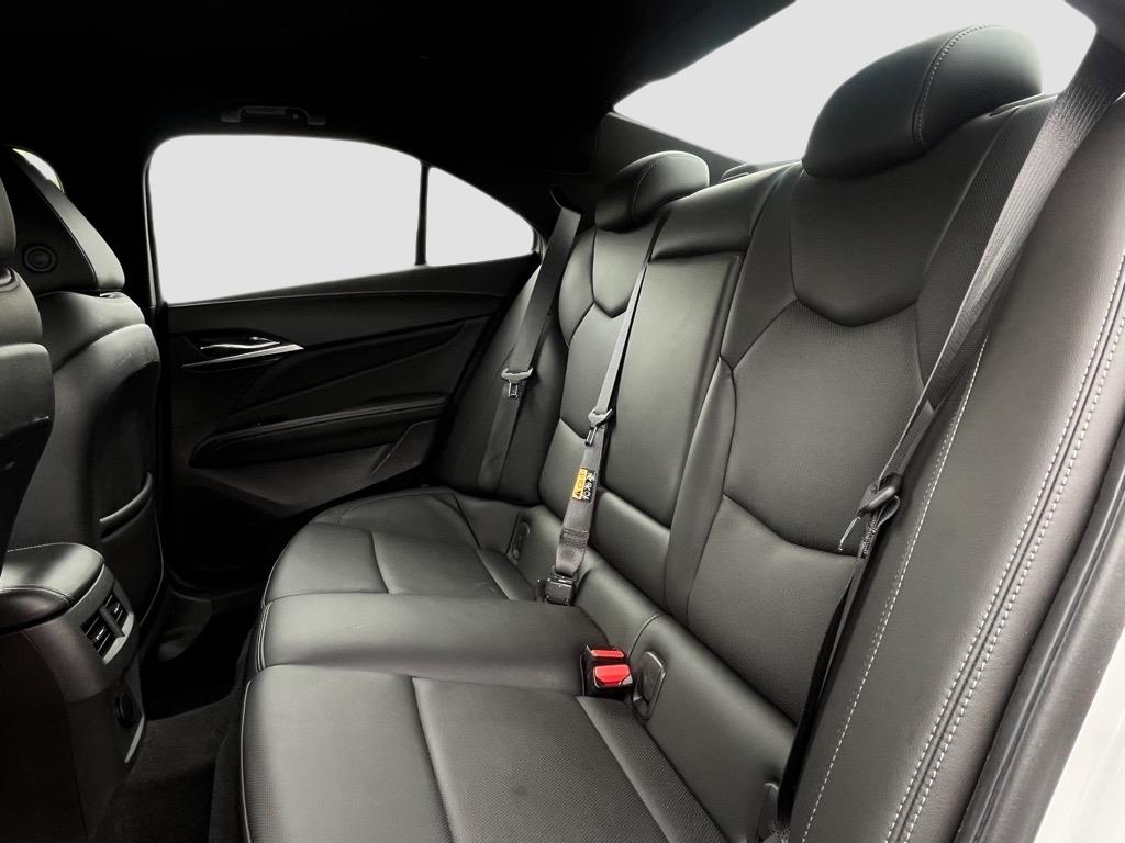 CadillacCT421