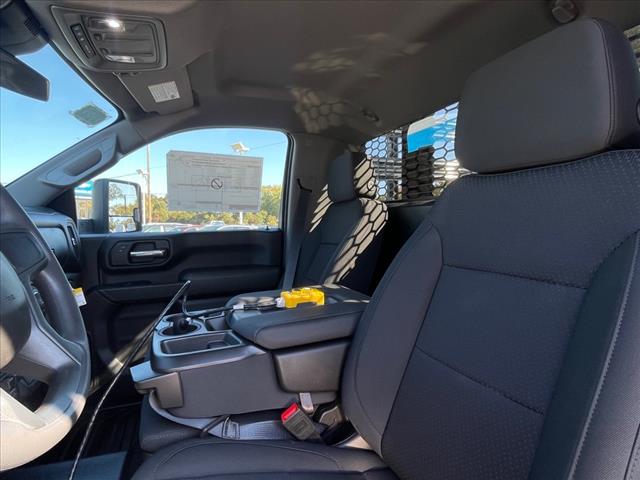 2024 Chevrolet Silverado 3500 HD CC Work Truck
